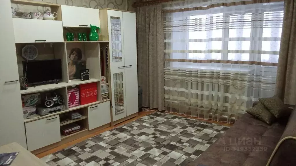 1-к кв. Костромская область, Кадый пгт ул. Балакирева, 4А (48.0 м) - Фото 0