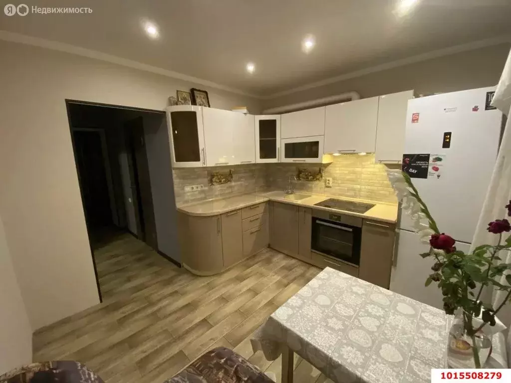 1-комнатная квартира: Краснодар, улица 1 Мая, 428 (38.8 м) - Фото 2