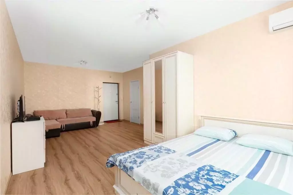 1-к кв. Краснодарский край, Краснодар Российская ул., 74 (46.0 м) - Фото 1