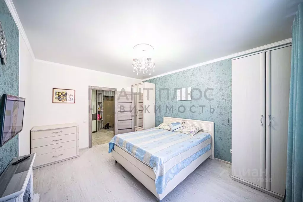 2-к кв. Липецкая область, Липецк Нижняя Логовая ул., 6 (70.0 м) - Фото 1