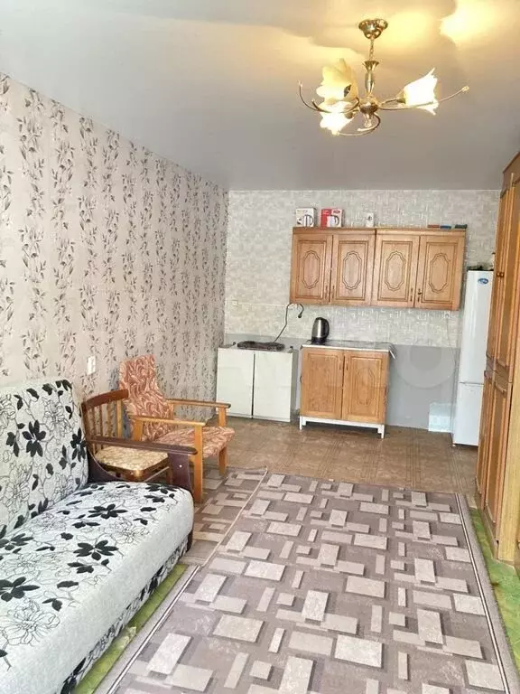 Комната 19м в 1-к., 2/5эт. - Фото 1