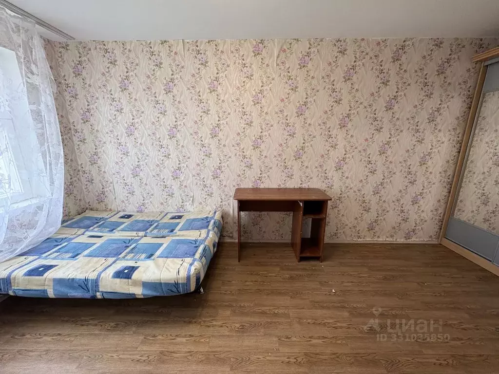 1-к кв. Псковская область, Псков Коммунальная ул., 72 (33.0 м) - Фото 2