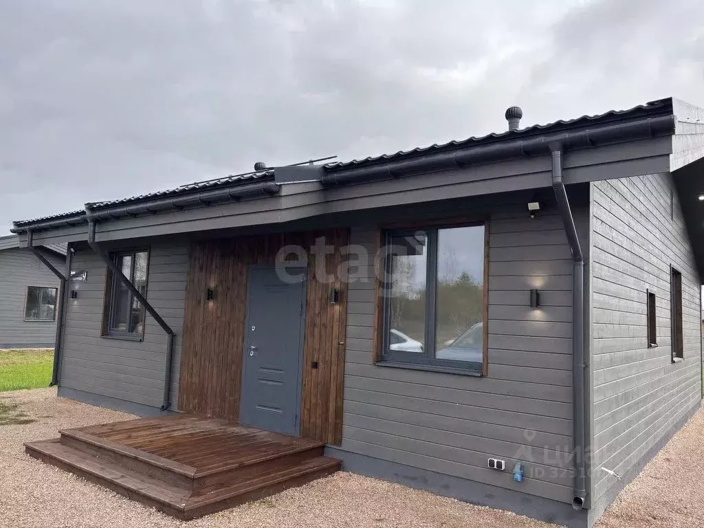 Дом в Псковская область, Псковский район, Логозовская волость, д. ... - Фото 1