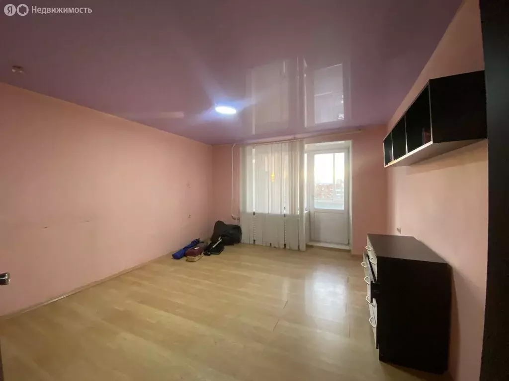 3-комнатная квартира: Воткинск, Пролетарская улица, 25 (59.4 м) - Фото 1