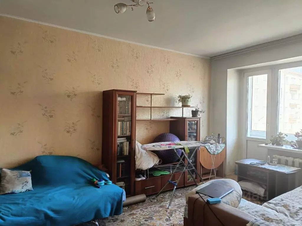 1-к кв. Кемеровская область, Кемерово ул. Александрова, 5 (30.2 м) - Фото 0