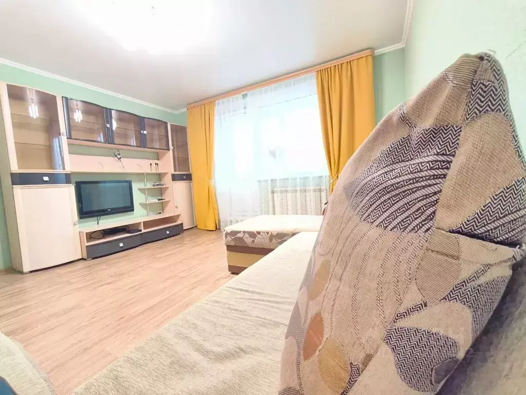 2-к кв. Тюменская область, Тюмень Солнечный проезд, 26 (59.0 м) - Фото 1