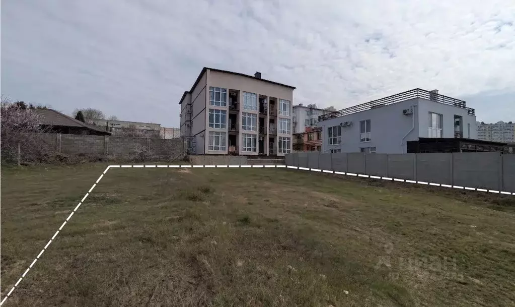 Участок в Севастополь ул. Челнокова, 47А (6.5 сот.) - Фото 2