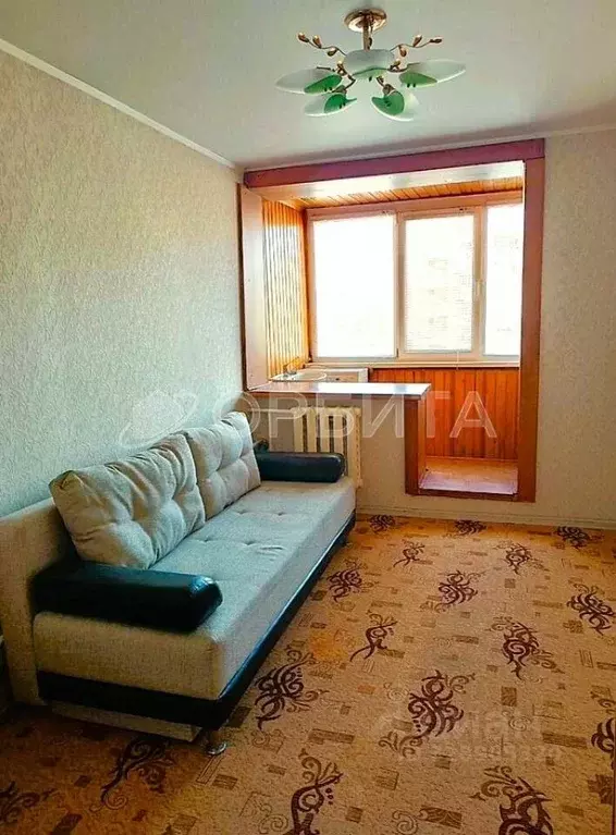 Студия Тюменская область, Тюмень ул. 30 лет Победы, 77 (12.6 м) - Фото 1