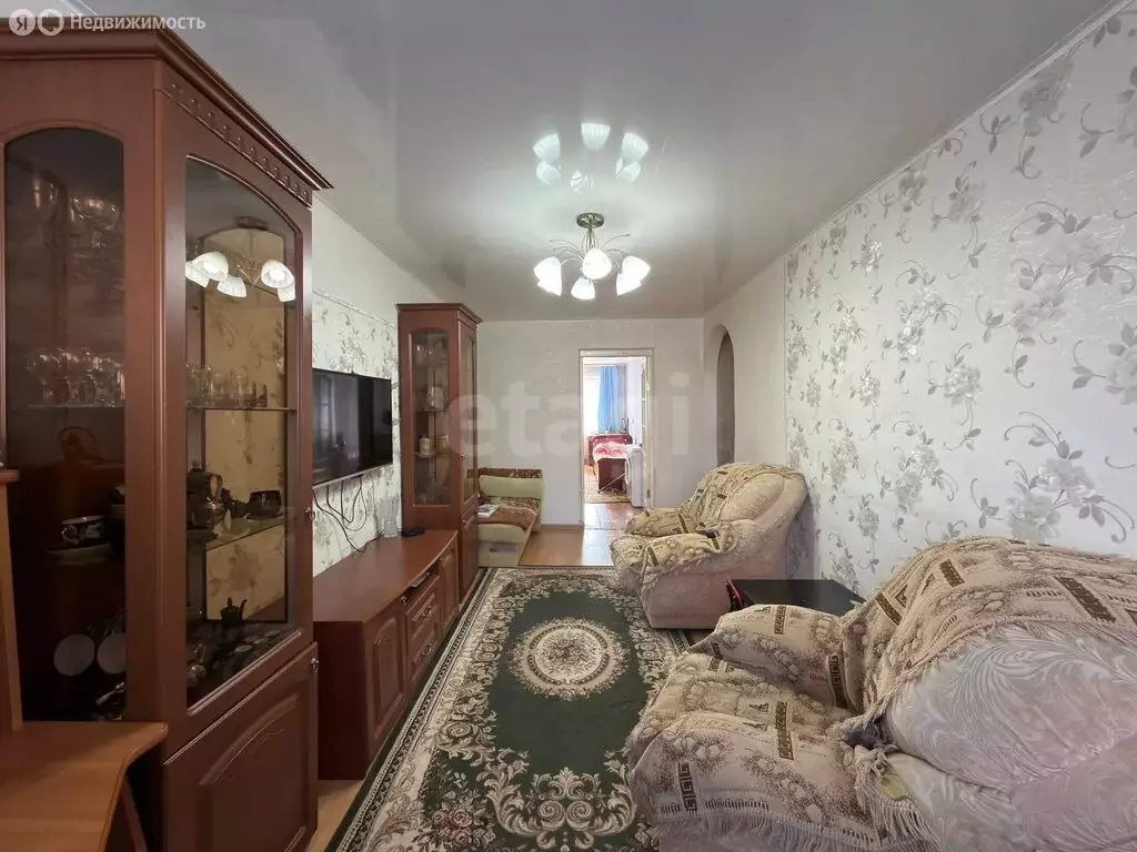 3-комнатная квартира: посёлок городского типа Пионерский, улица ... - Фото 1