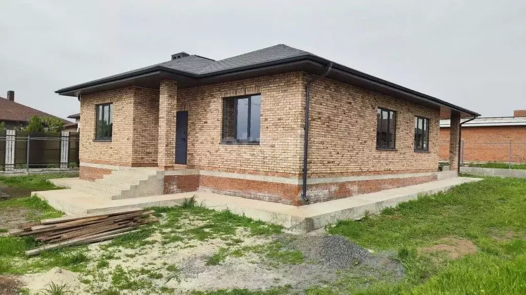 Дом в Ростовская область, Аксайский район, Щепкинское с/пос, пос. ... - Фото 1