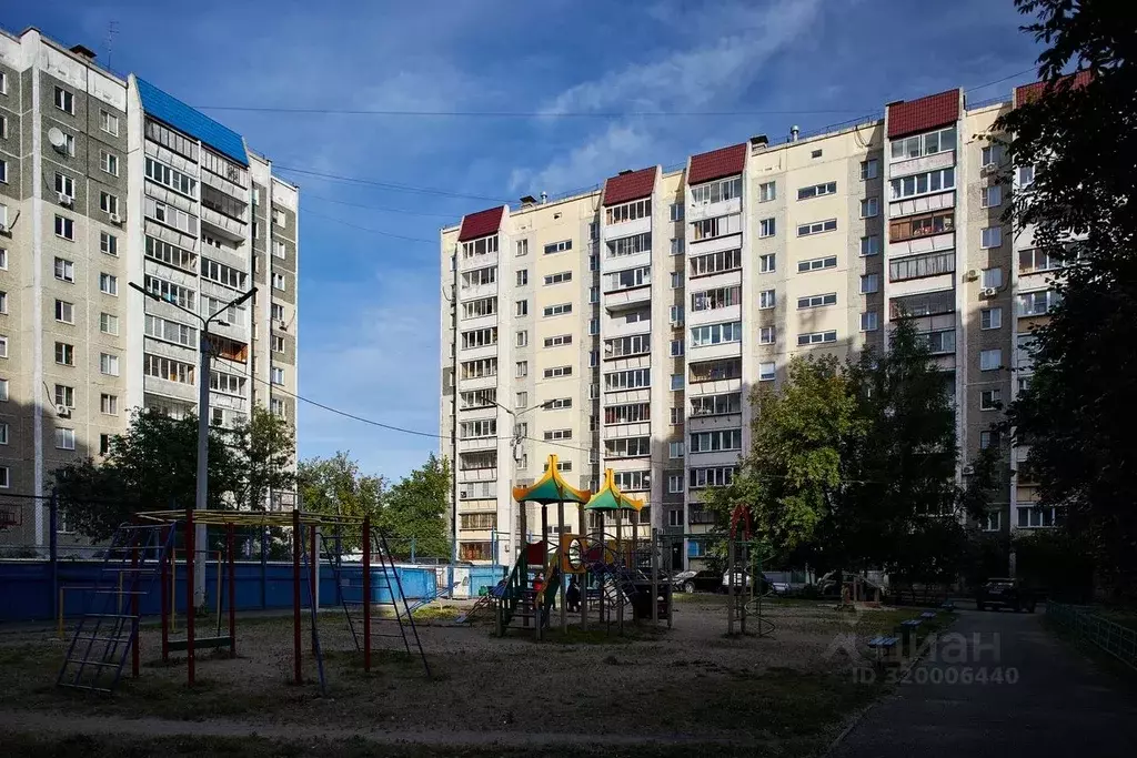 3-к кв. Челябинская область, Челябинск ул. 40-летия Победы, 35А (100.0 ... - Фото 1