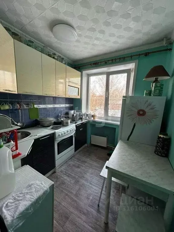 3-к кв. Кемеровская область, Междуреченск Октябрьская ул., 2 (61.0 м) - Фото 0