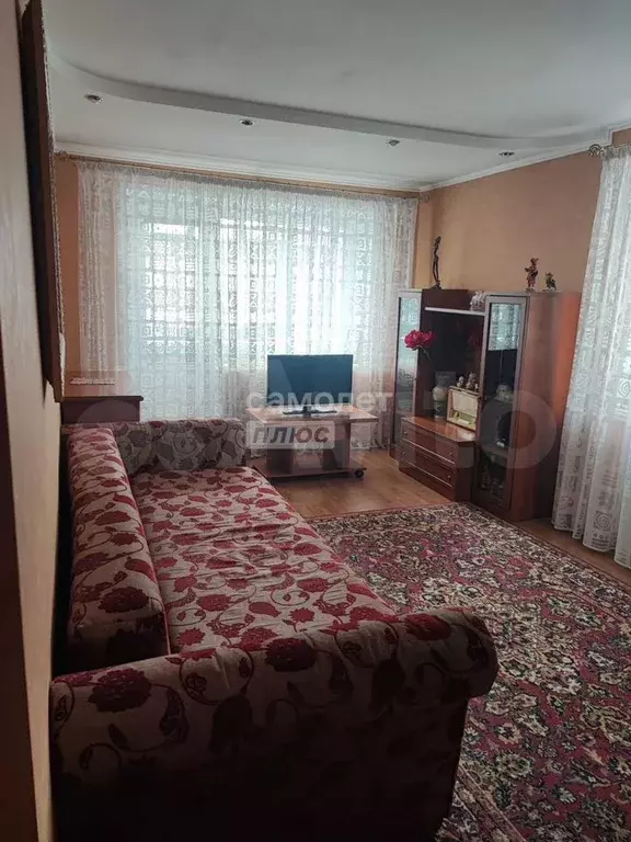 2-к. квартира, 45 м, 5/5 эт. - Фото 0