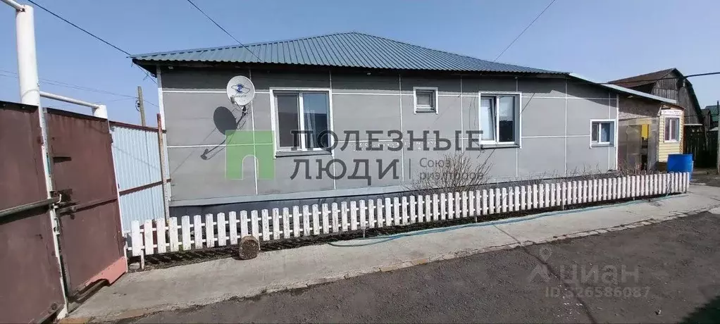 3-к кв. Курганская область, Макушино ул. Ксении Галашовой, 4 (62.0 м) - Фото 1