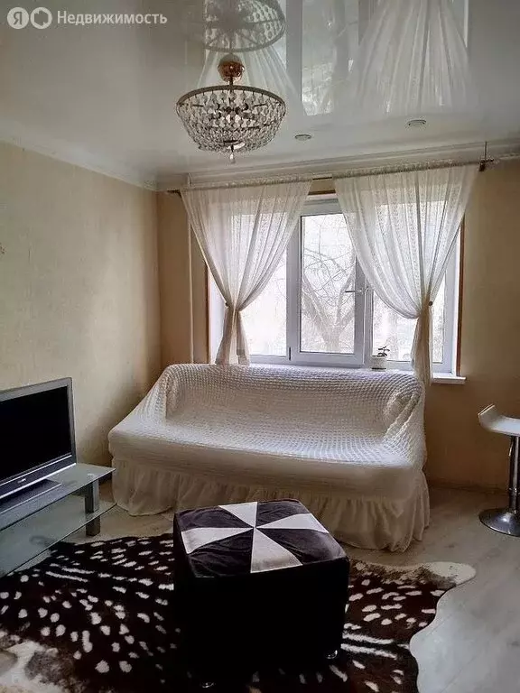 3-комнатная квартира: Тюмень, Кольский переулок, 1 (58.9 м) - Фото 1