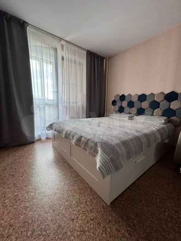 1-к. квартира, 40 м, 8/18 эт. - Фото 0