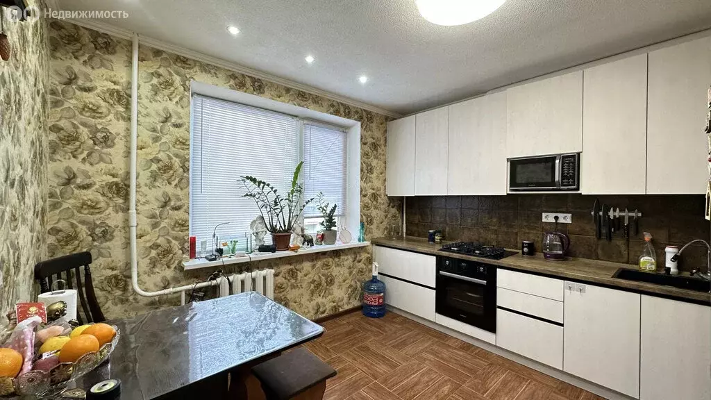 2-комнатная квартира: Батайск, Октябрьская улица, 126 (55 м) - Фото 2