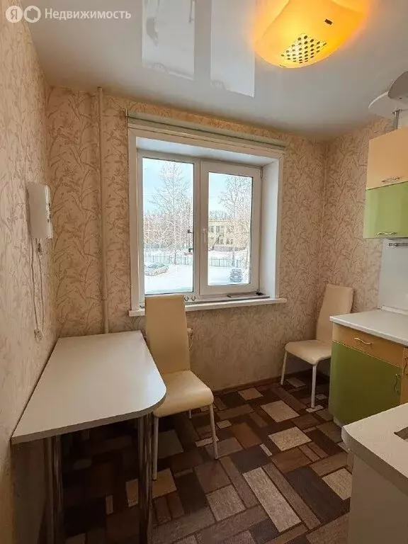 3-комнатная квартира: Братск, жилой район Энергетик, Приморская улица, ... - Фото 1