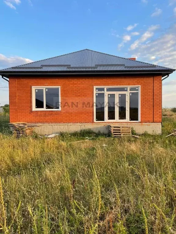 Дом в Адыгея, Майкоп городской округ, пос. Северный ул. Офицерская, 3 ... - Фото 0