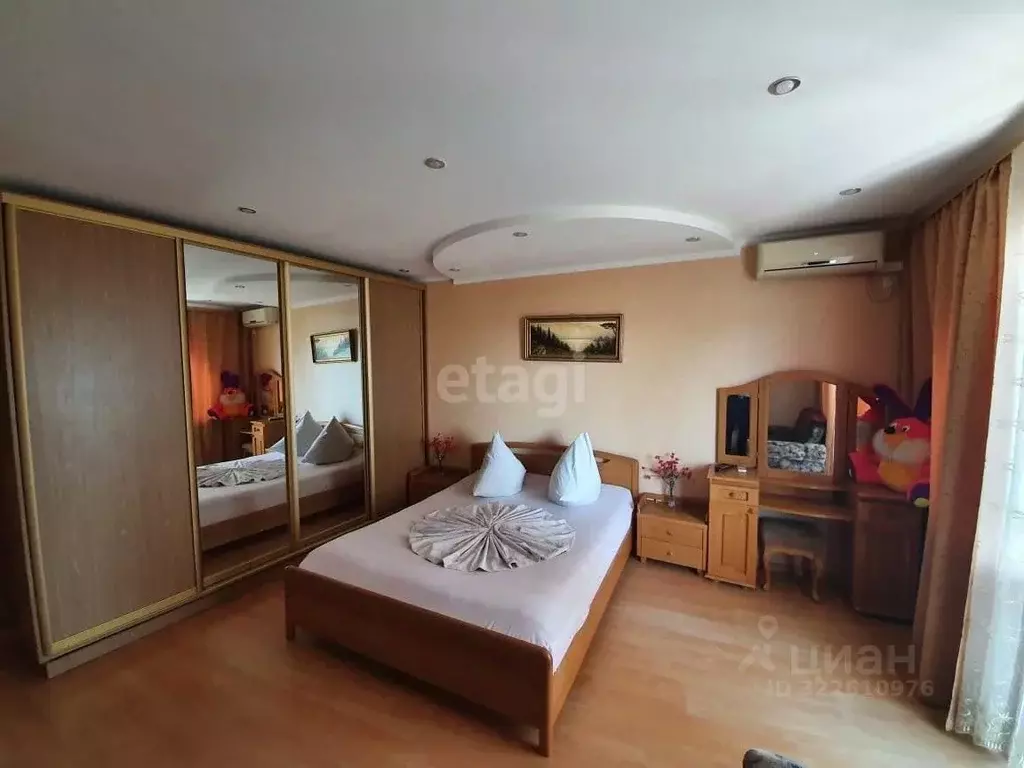 Дом в Крым, Ялта муниципальный округ, Гурзуф пгт ул. Соловьева, 14А ... - Фото 1