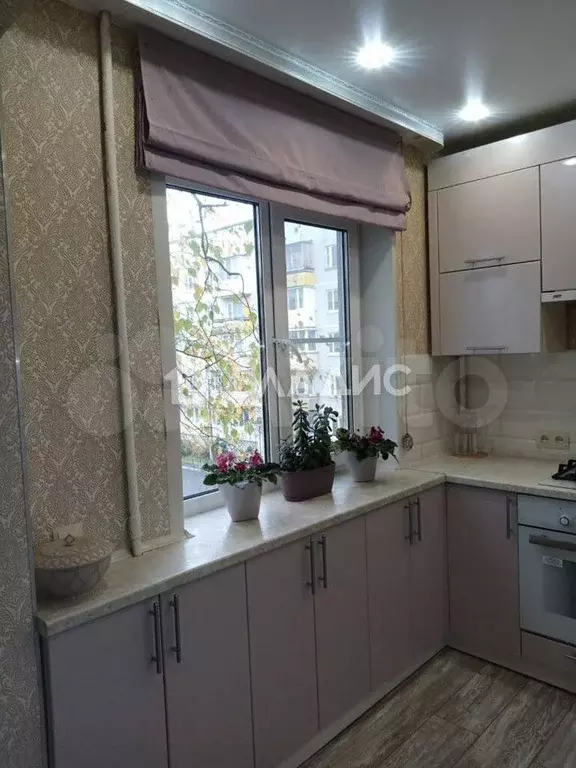 3-к. квартира, 60,3 м, 3/5 эт. - Фото 1