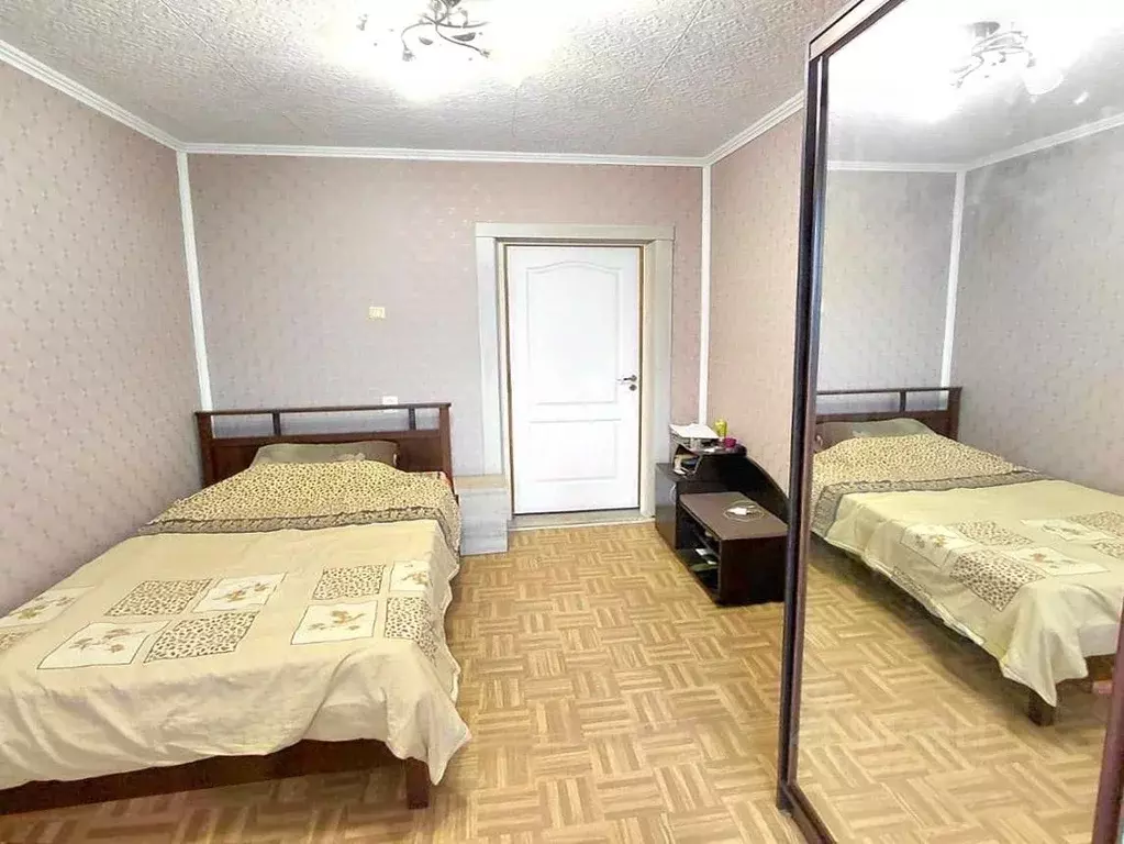 3-к кв. Калининградская область, Калининград ул. Полковника Ефремова, ... - Фото 0