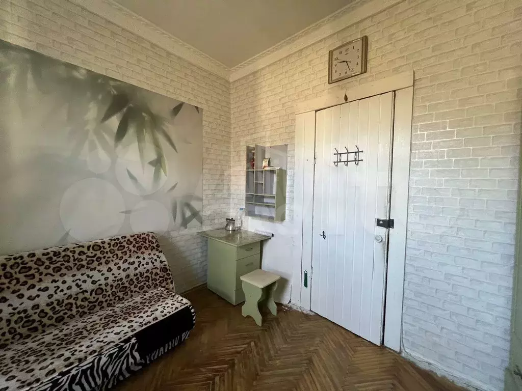 Комната 12 м в 5-к., 4/4 эт. - Фото 1