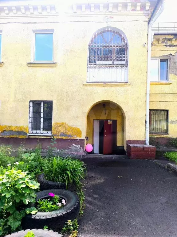 Комната 17,7 м в 3-к., 2/2 эт. - Фото 0