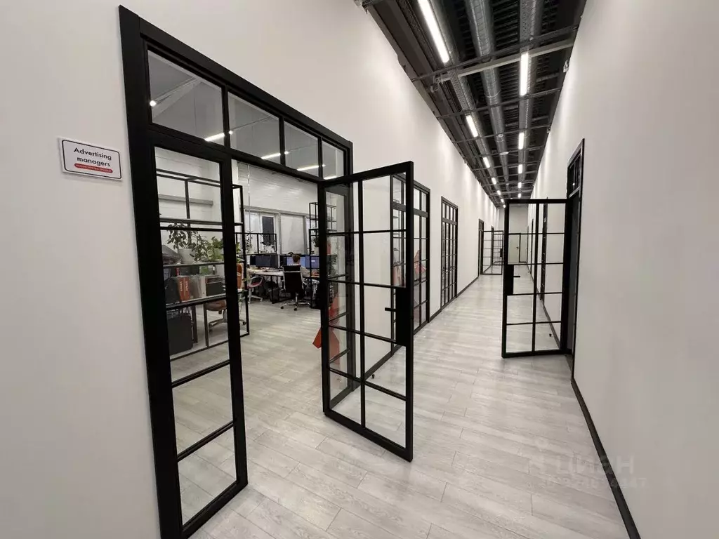 Офис в Санкт-Петербург пос. Шушары, проезд 3-й Бадаевский, 10 (400 м) - Фото 1