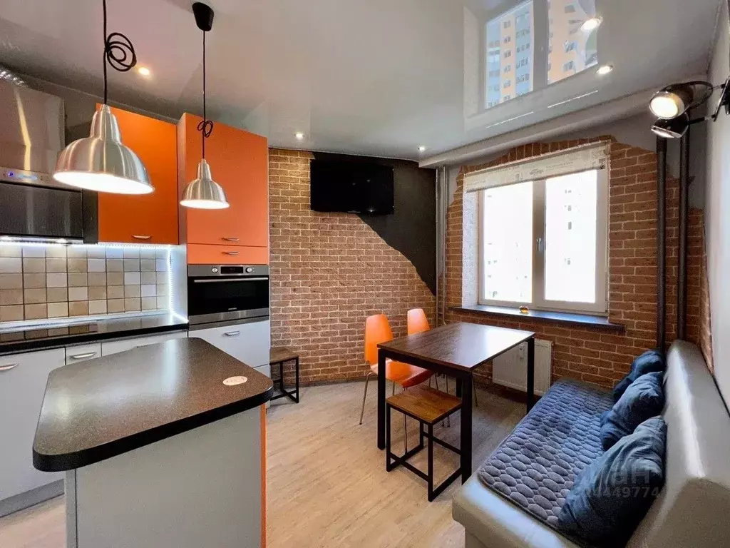 2-к кв. Ленинградская область, Мурино Всеволожский район, пл. ... - Фото 2