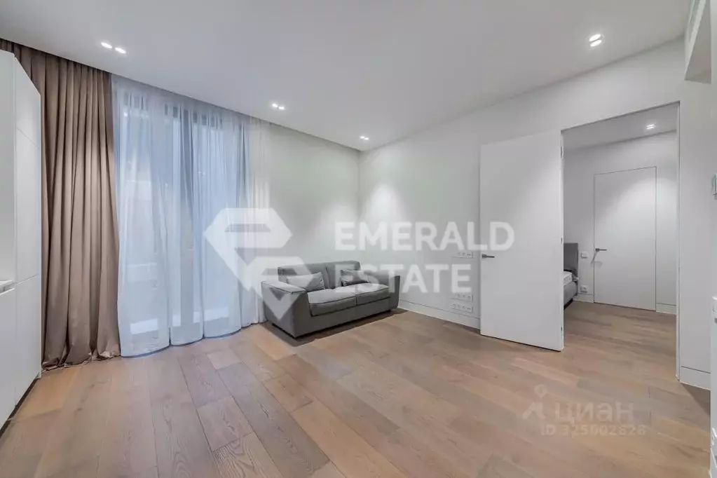 2-к кв. Москва ул. Большая Дмитровка, 9С7 (55.1 м) - Фото 0