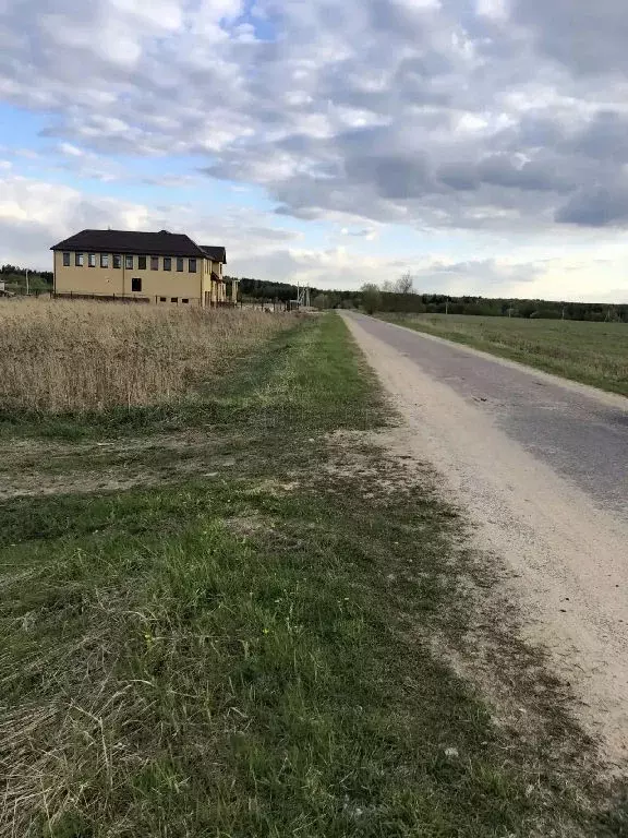 Продается участок в д. Дубровка - Фото 1