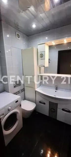 Квартира, 3 комнаты, 63 м - Фото 1