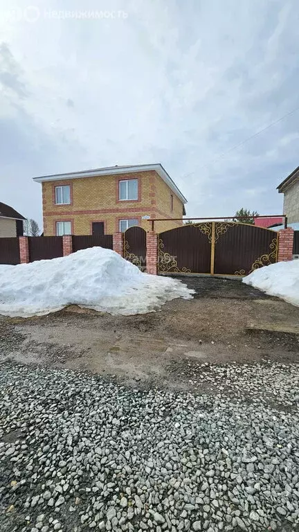 Дом в село Ягул, Снежная улица, 14 (198.2 м) - Фото 1