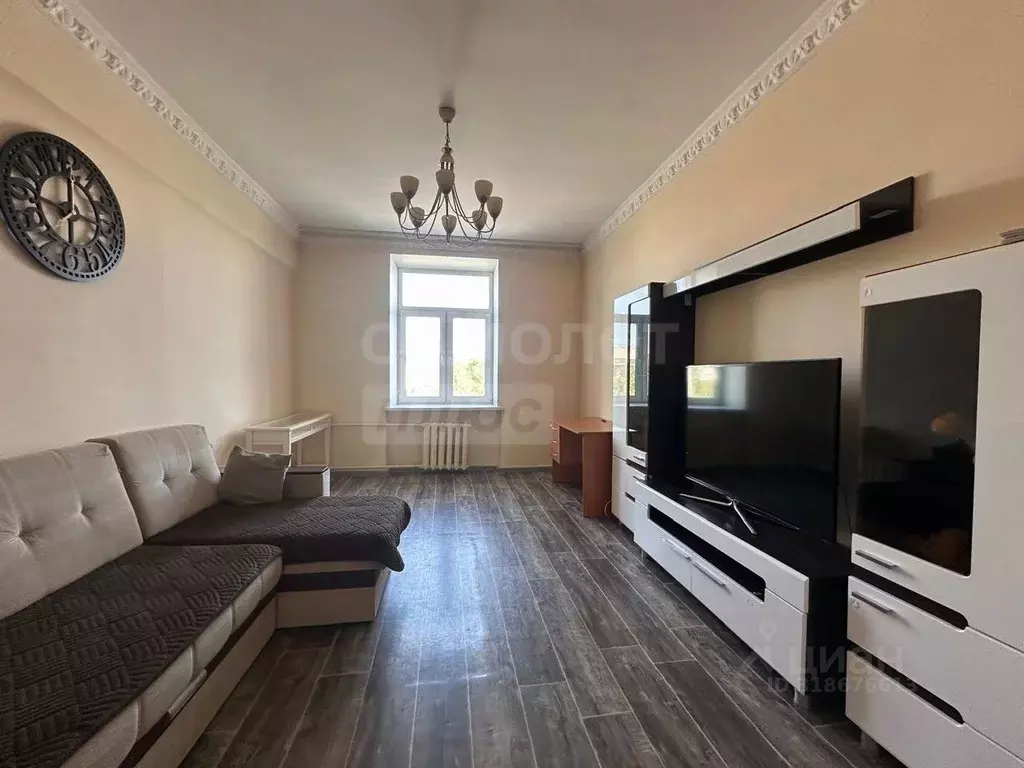 2-к кв. Оренбургская область, Орск просп. Мира, 19 (60.0 м) - Фото 0