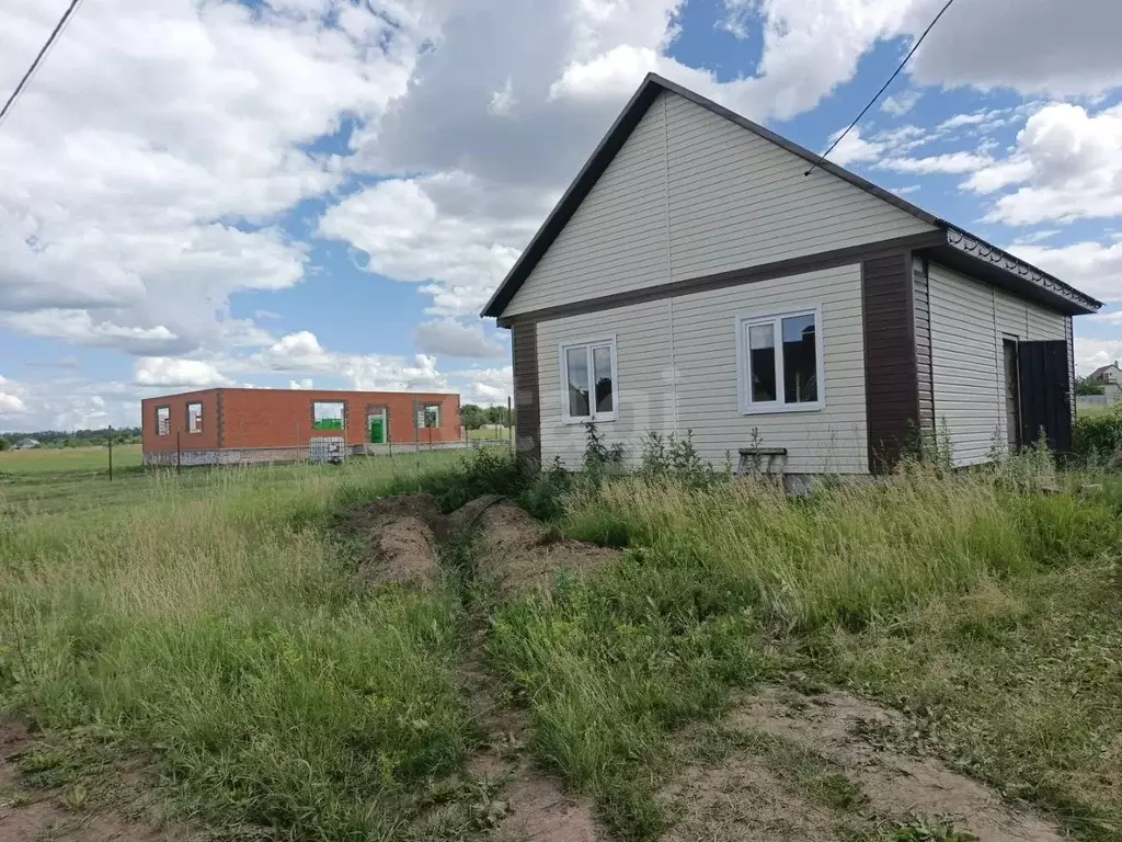 Дом в Белгородская область, Яковлевский муниципальный округ, с. ... - Фото 1