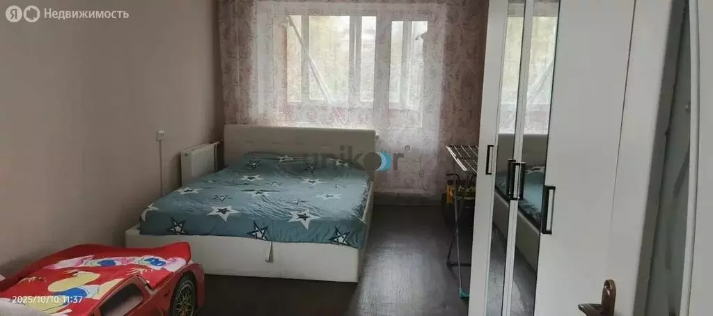 3-комнатная квартира: Уфа, Российская улица, 161/1 (65.8 м) - Фото 1