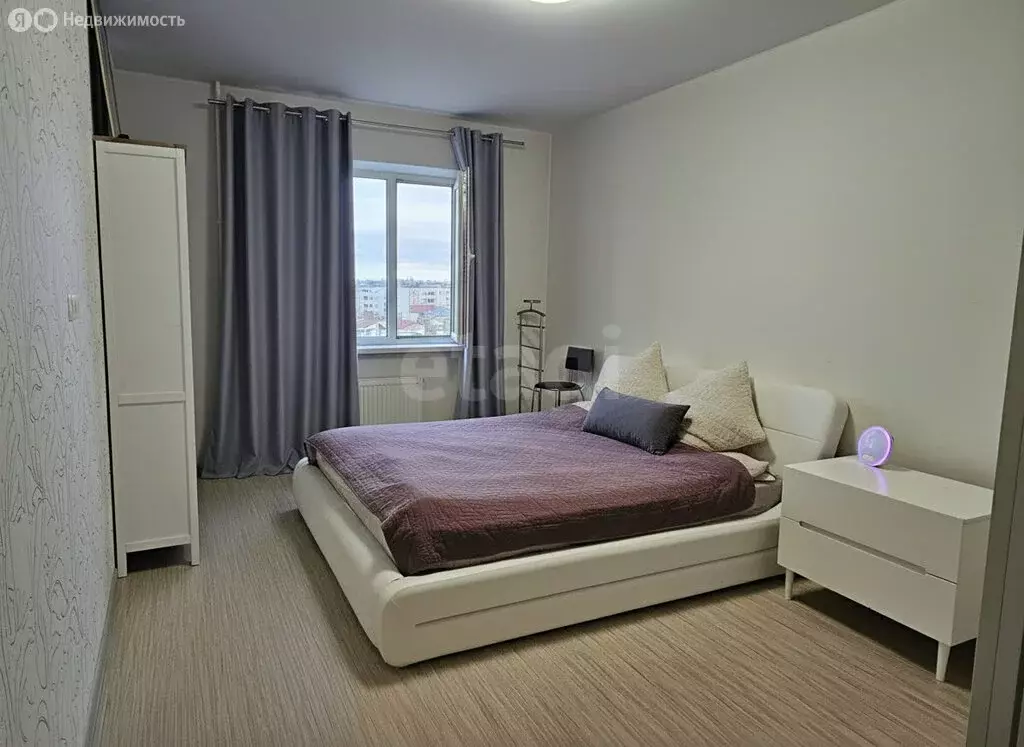 3-комнатная квартира: Санкт-Петербург, улица Оптиков, 52к1 (99 м) - Фото 1