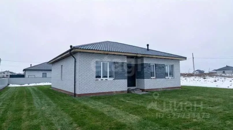 Дом в Пермский край, Пермский муниципальный округ, д. Мокино ул. ... - Фото 1