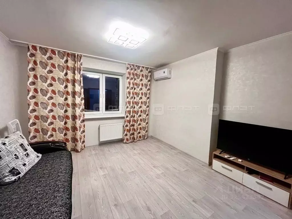 1-к кв. Татарстан, Казань ул. Чингиза Айтматова, 1 (43.0 м) - Фото 1