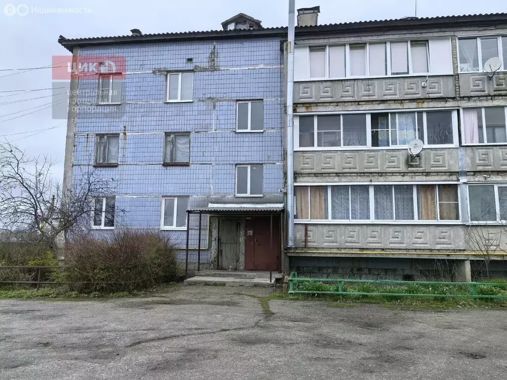 3-комнатная квартира: село Ключ, Молодёжная улица, 1 (59.1 м) - Фото 1