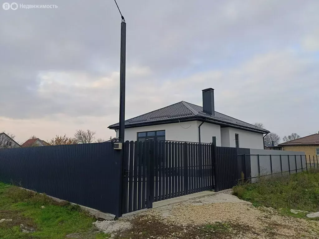 Дом в Гостагаевская, Рыбачий переулок, 13 (100 м) - Фото 1