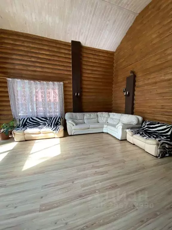 Дом в Башкортостан, Белорецкий район, Абзаковский сельсовет, с. ... - Фото 2