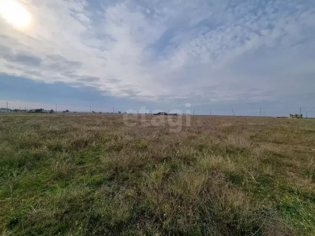 Участок в Крым, Сакский район, с. Уютное, Лазурный кп ул. Брусничная ... - Фото 0