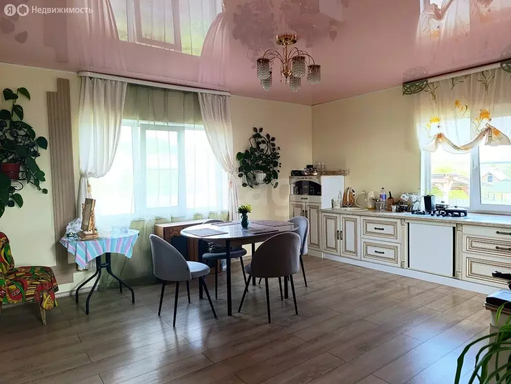 Дом в село Кичигино, улица Михаила Мороз (218.5 м) - Фото 2