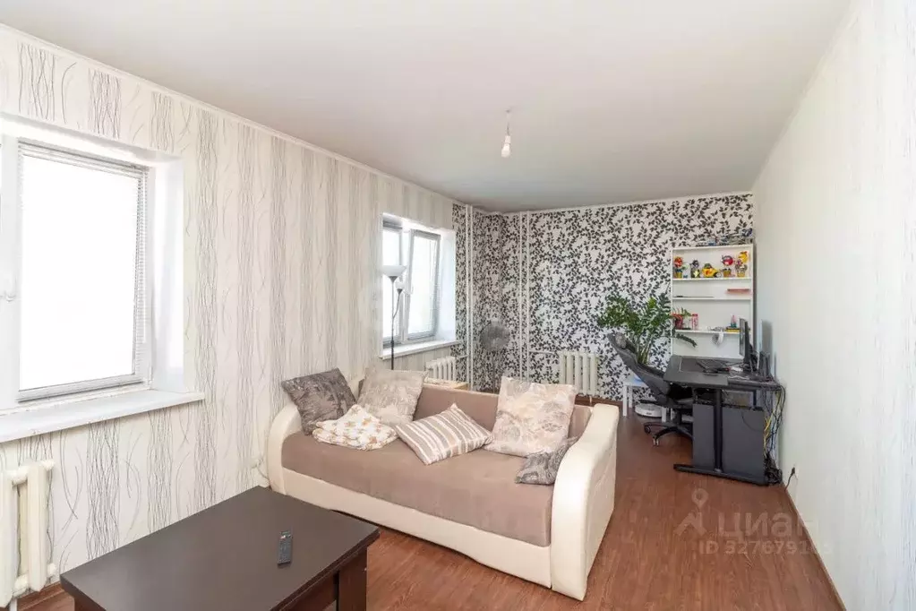 2-к кв. Тюменская область, Тюмень ул. Муравленко, 1к1 (59.1 м) - Фото 1