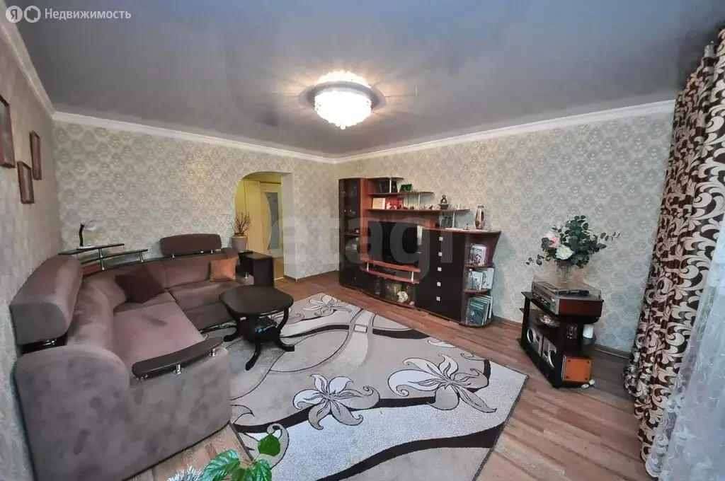 4-комнатная квартира: Салават, улица Бочкарёва, 7А (77.2 м) - Фото 2