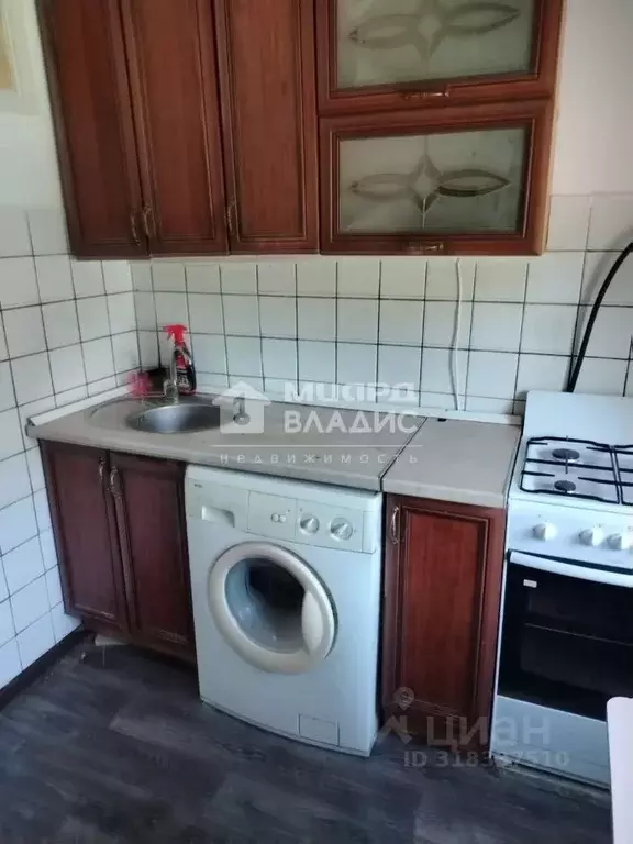 2-к кв. Омская область, Омск Донецкая ул., 1 (46.0 м) - Фото 0