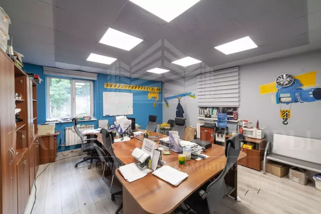 Помещение свободного назначения в Кемеровская область, Новокузнецк пл. ... - Фото 0