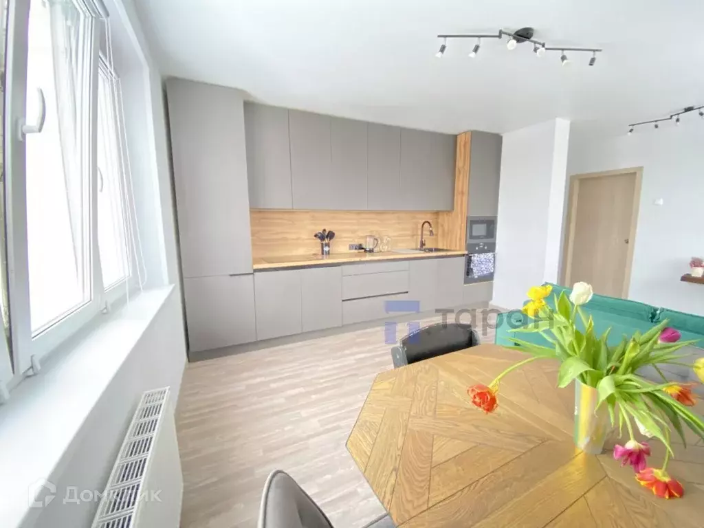 Продаётся 2-к квартира, 65 м - Фото 1